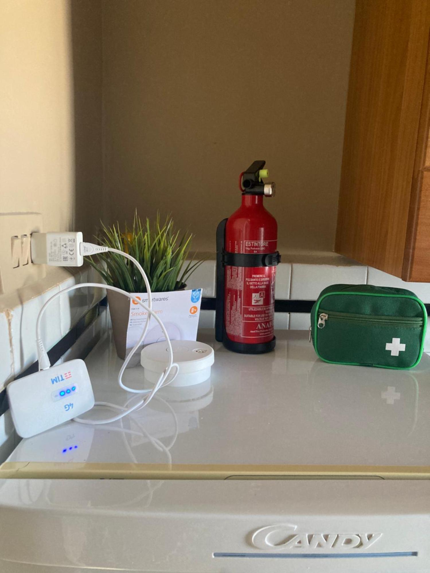 Murat Via De Rossi appartamento arredato Bari Esterno foto